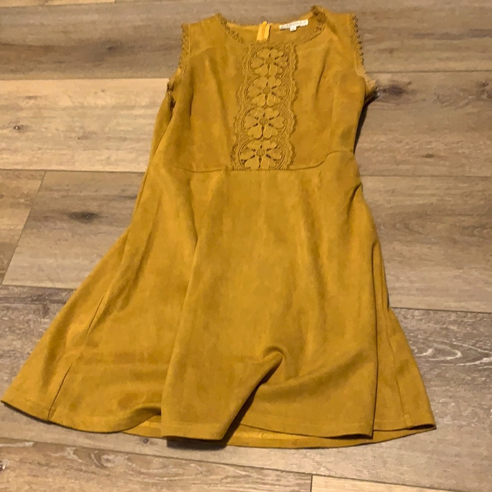Mustard yellow, velvet-feel mini dress, fits like an 8 - Picture 1 of 5